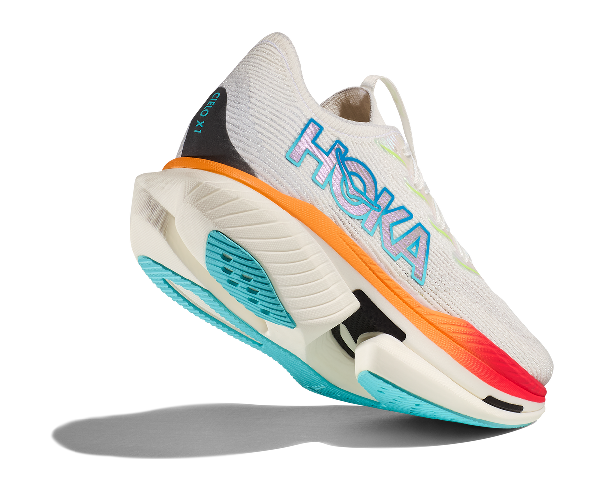 Llamarada solar Cielo X1 Cereza | hoka