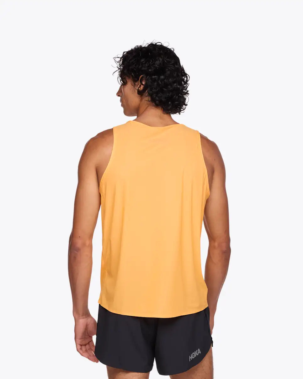 Camiseta de tirantes Hoka para hombre, ideal para el día de la carrera |