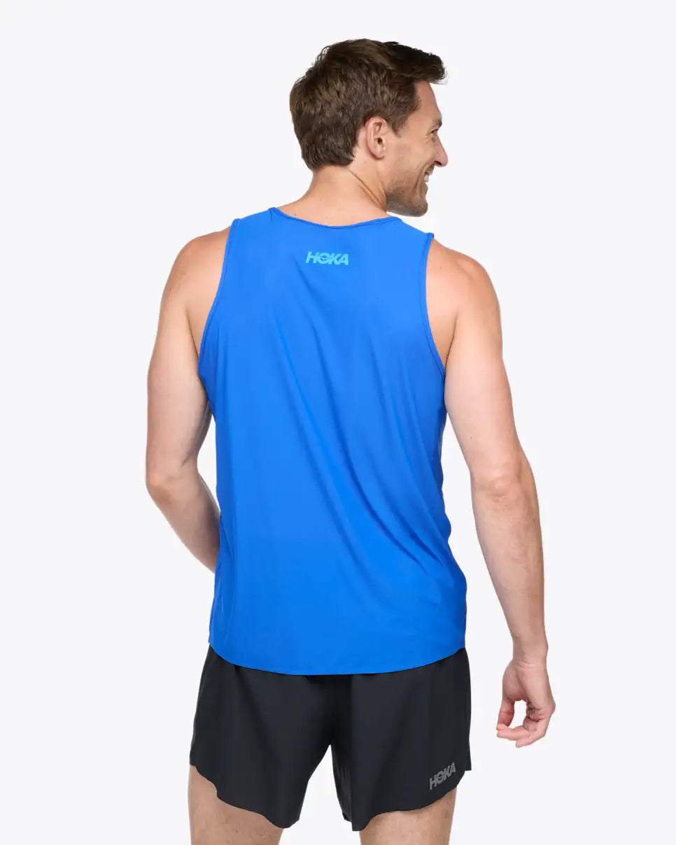 Camiseta de tirantes Hoka para hombre, ideal para el día de la carrera |
