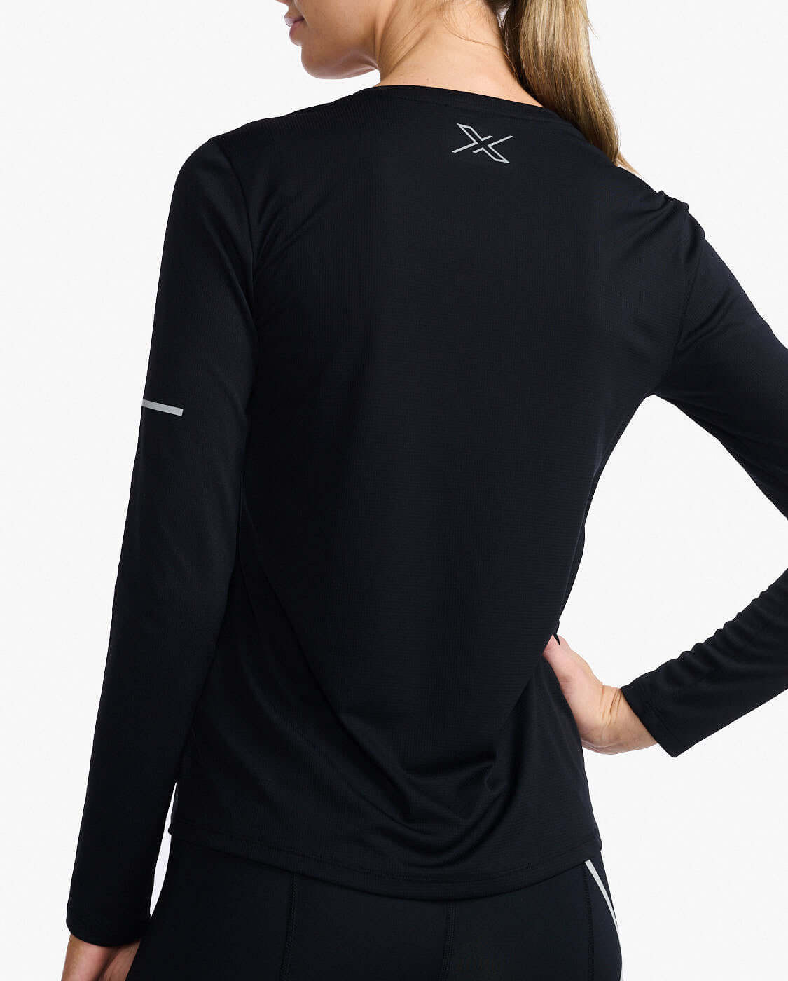 Image Aero Long Sleeve - Femme | 2xu /// Triathlon Store