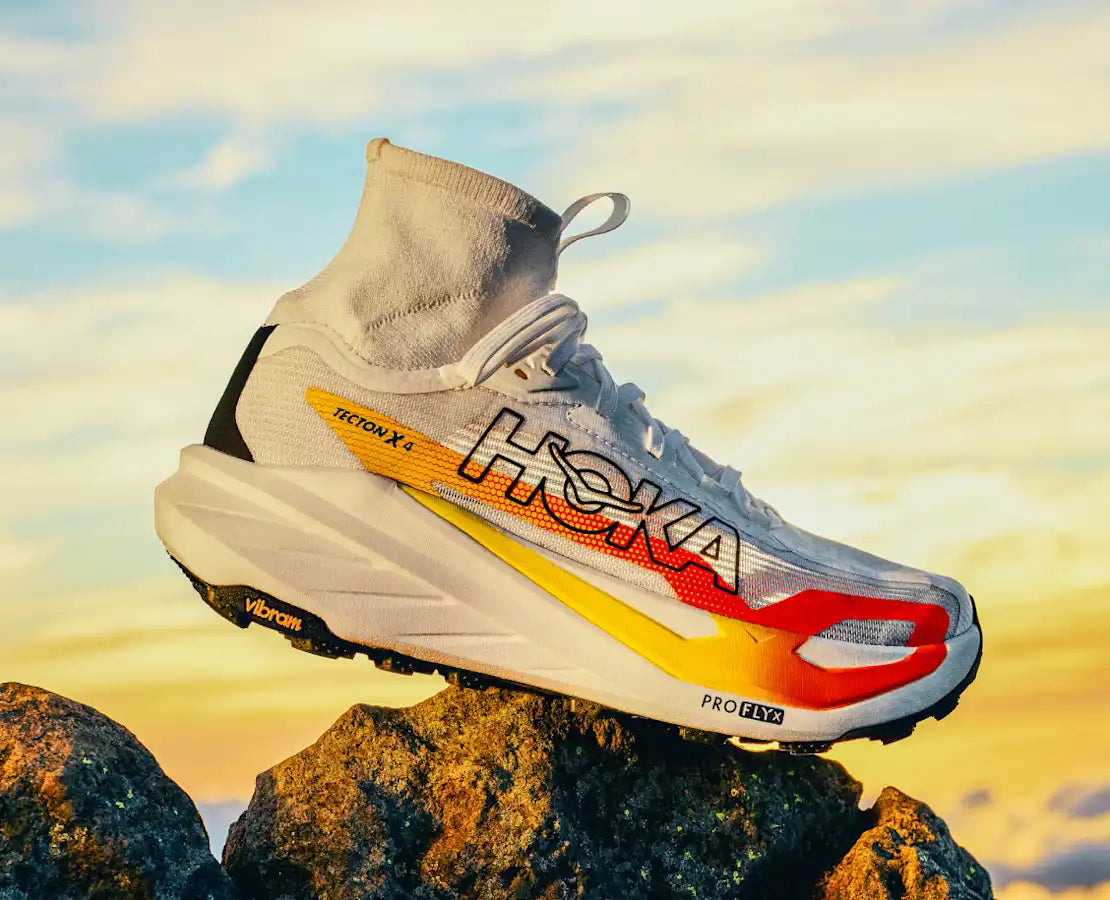HOKA Tecton X 4 : la nouvelle arme de compétition débarque sur les sentiers