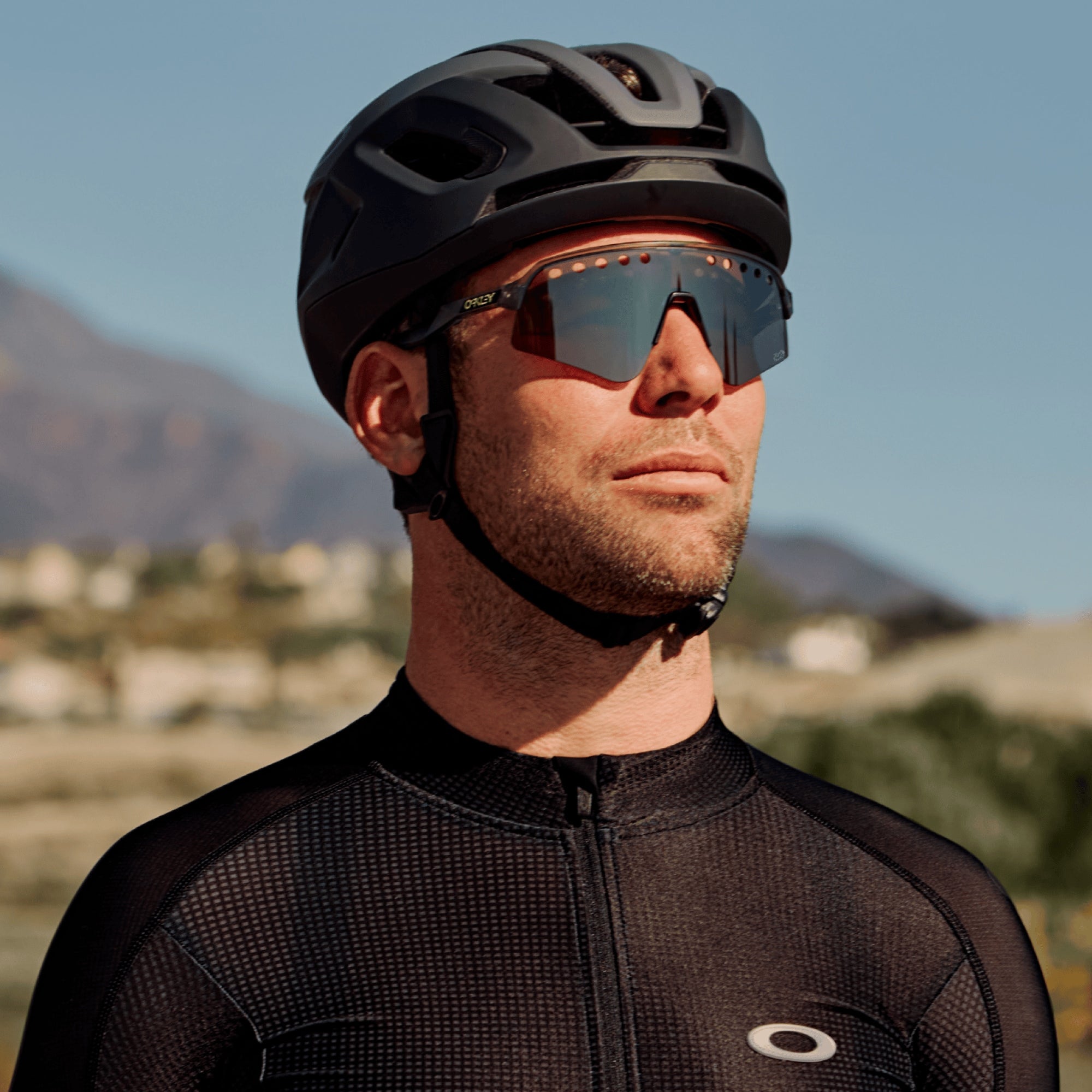 Sutro Lite Sweep Tour de France Signature | Oakley /// Triathlon Store